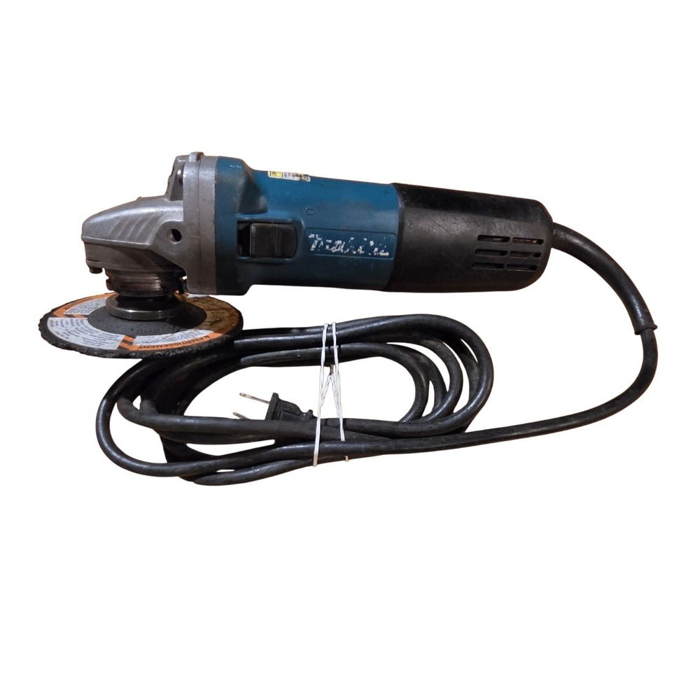 Makita 9557NB Angle Grinder 4.5" 7.5 Amp Corded Electric WORKS